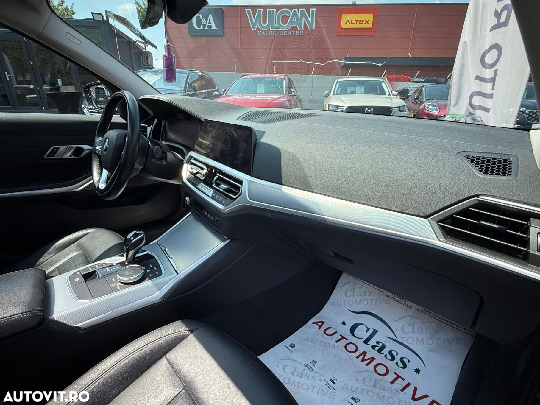 BMW Seria 3 320d xDrive AT Luxury Line - 15