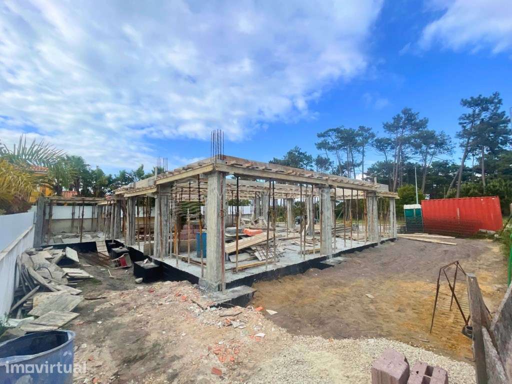Moradia T3 térrea NOVA | Lote 501m2 | Lagoa de Albufeira | Sesimbra - Grande imagem: 3/35