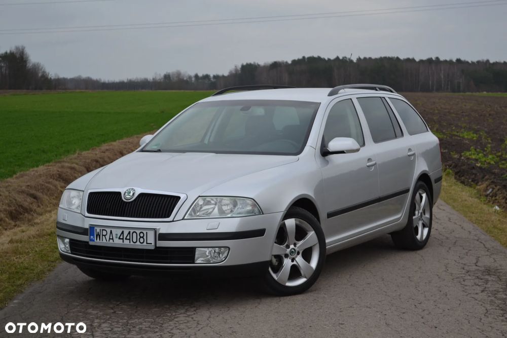 Skoda Octavia 2.0 TDI Elegance DSG - 1
