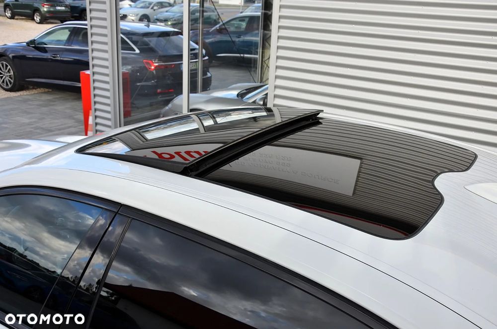BMW Seria 7 740Li - 35