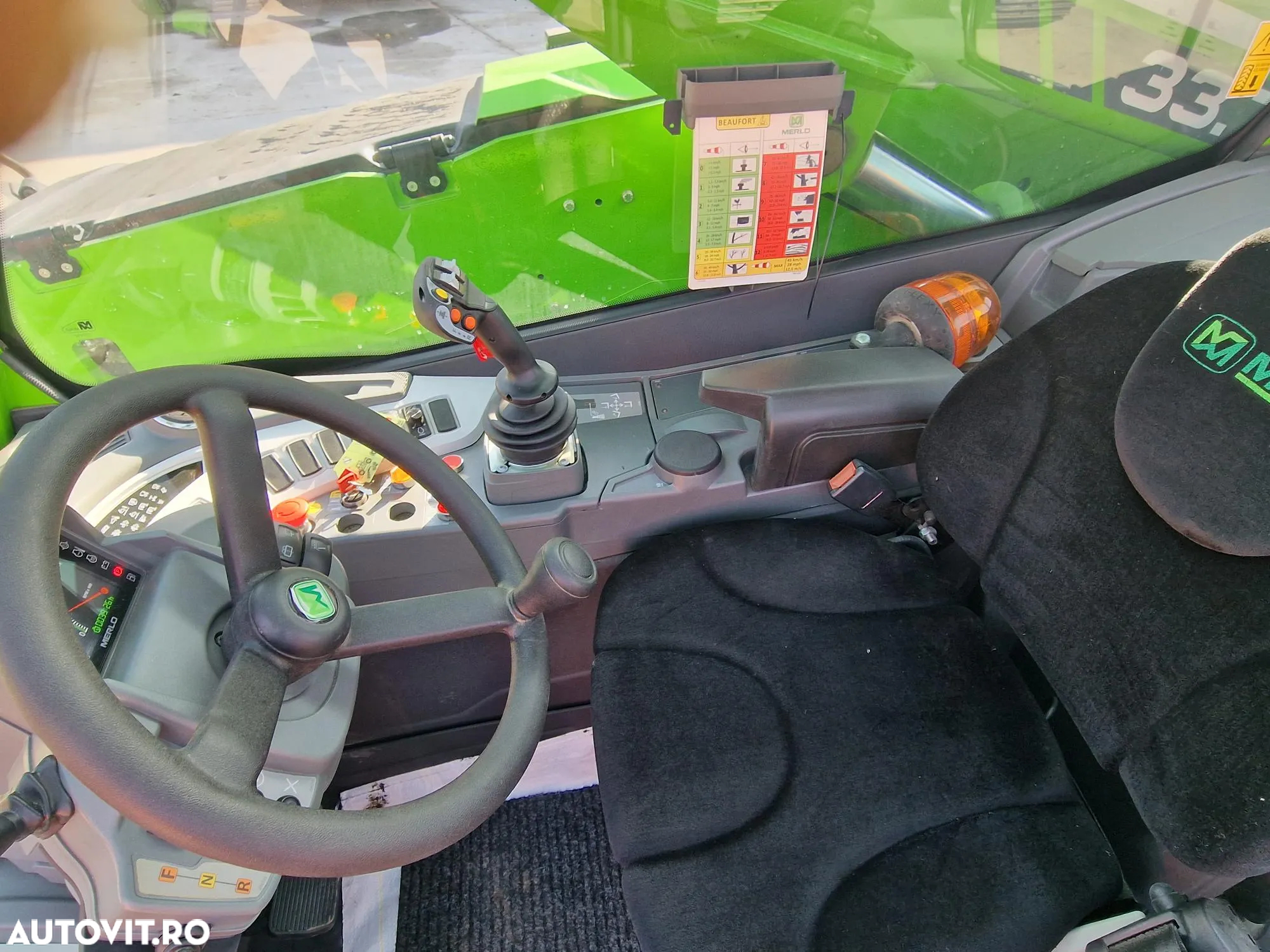 Merlo TF33.7,2024, 172h EX DEMO, Aer conditionat, Cupla rapida, furci, cupa 2,5mc, garantie 1 an, posibilitate leasing 5 ani, stare CA NOU, PROMOTIE 69900 EUR+Tva - 6