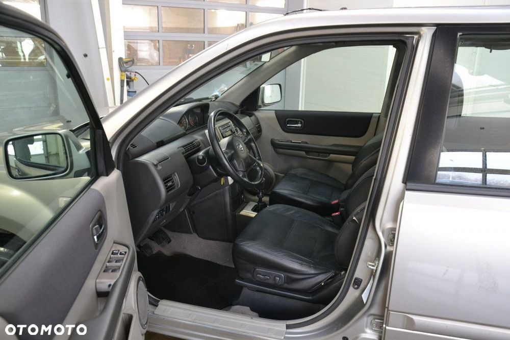 Nissan X-Trail - 14
