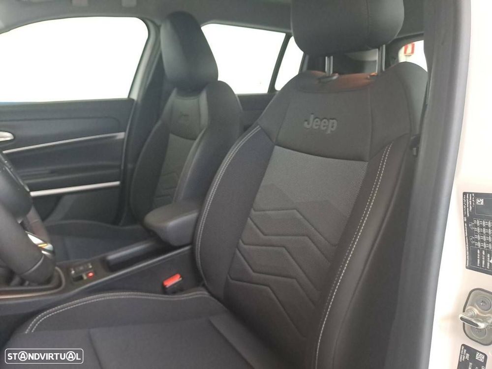 Jeep Avenger 1.2 GSE T3 Altitude - 9