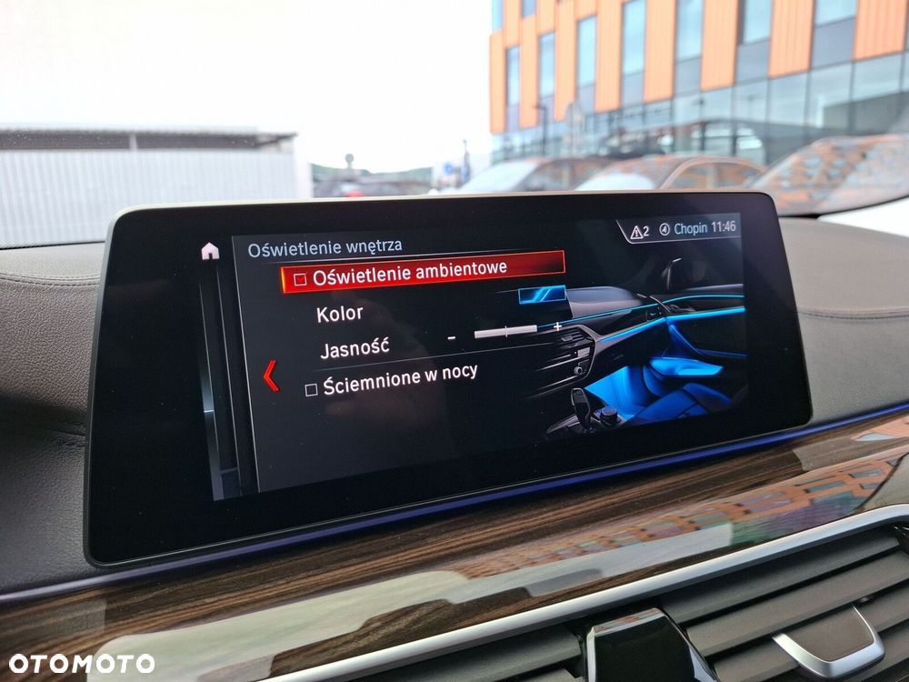 BMW Seria 5 520d xDrive Luxury Line sport - 35