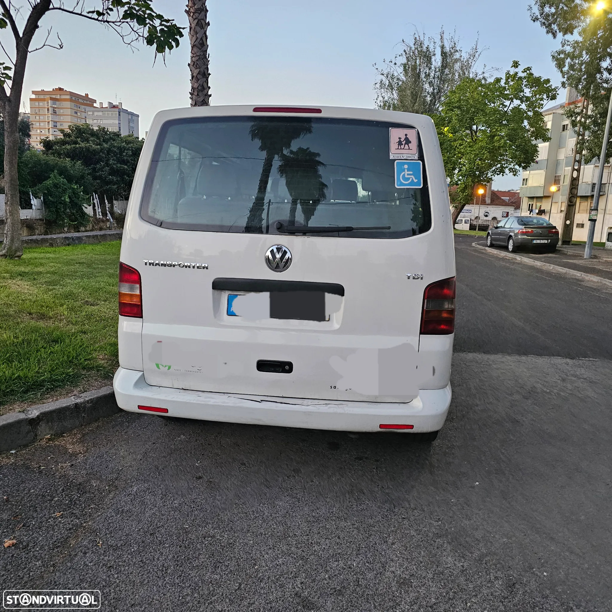 VW Transporter Transport 1.9 TDi 102 Longo Extra AC - 4