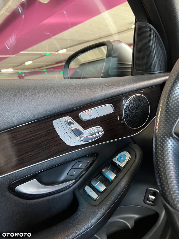 Mercedes-Benz GLC 300 4Matic 9G-TRONIC - 17