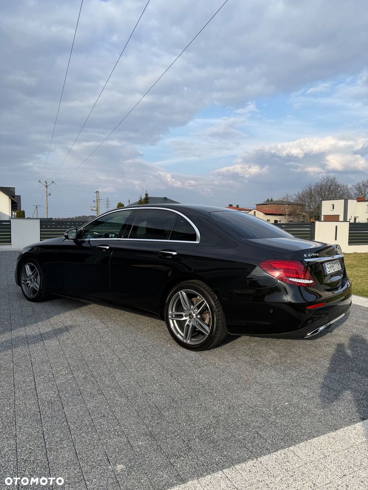 Mercedes-Benz Klasa E 220 d 4-Matic 9G-TRONIC - 2