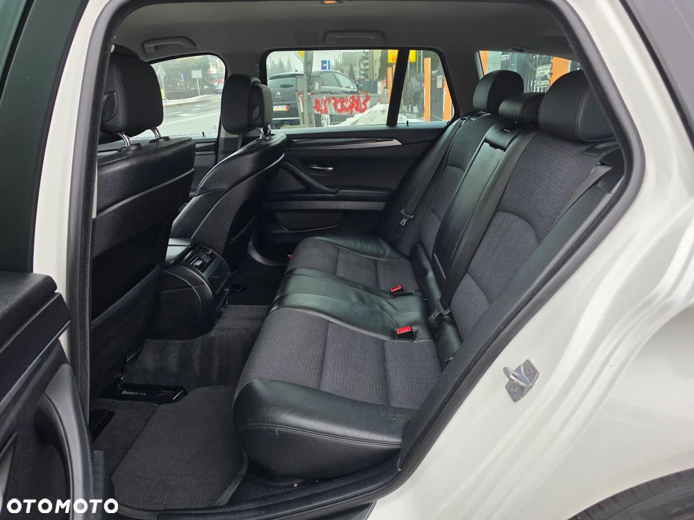 BMW Seria 5 520d Sport-Aut - 20