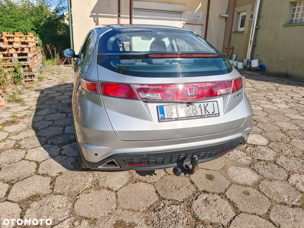 Honda Civic 1.8 Comfort - 13