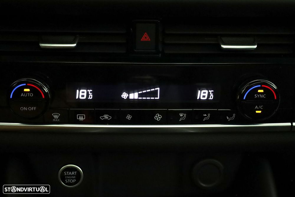 Nissan Qashqai 1.3 DIG-T N-Connecta - 13