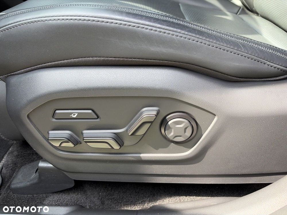 Hyundai Santa Fe 1.6 T-GDI PHEV Calligraphy 4WD 6os - 13