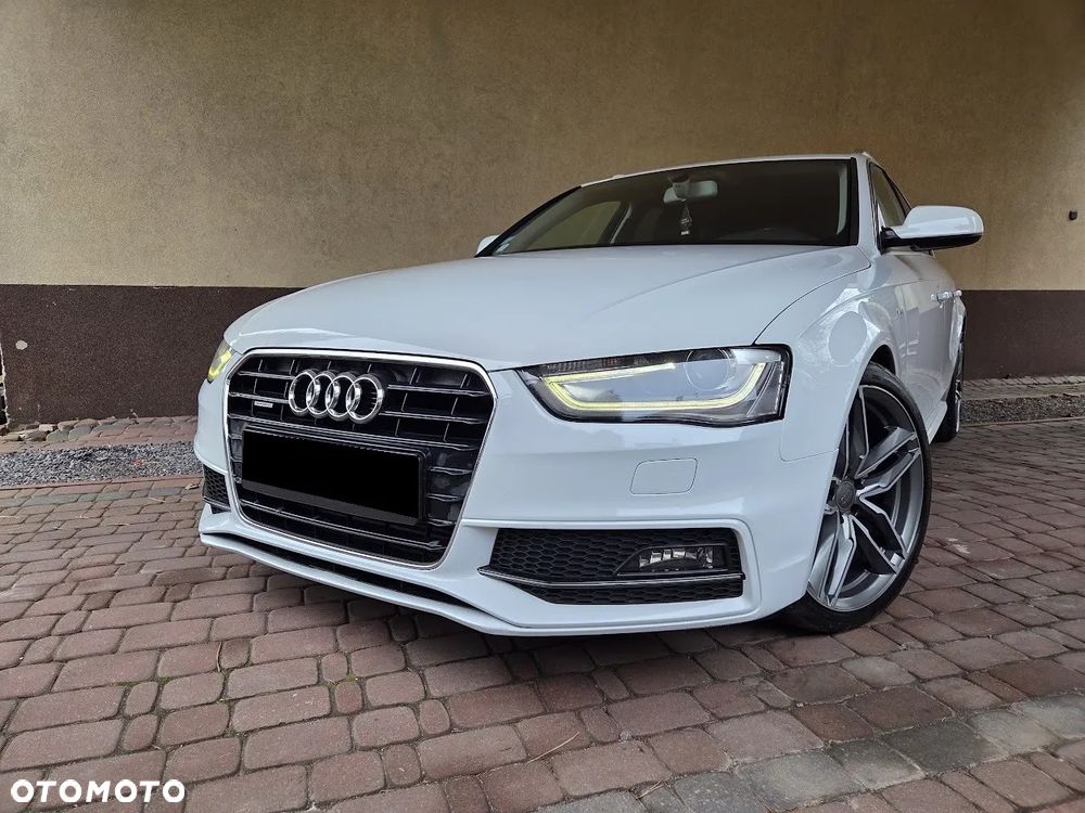Audi A4 Avant 2.0 TDI DPF quattro S tronic S line Sportpaket - 4