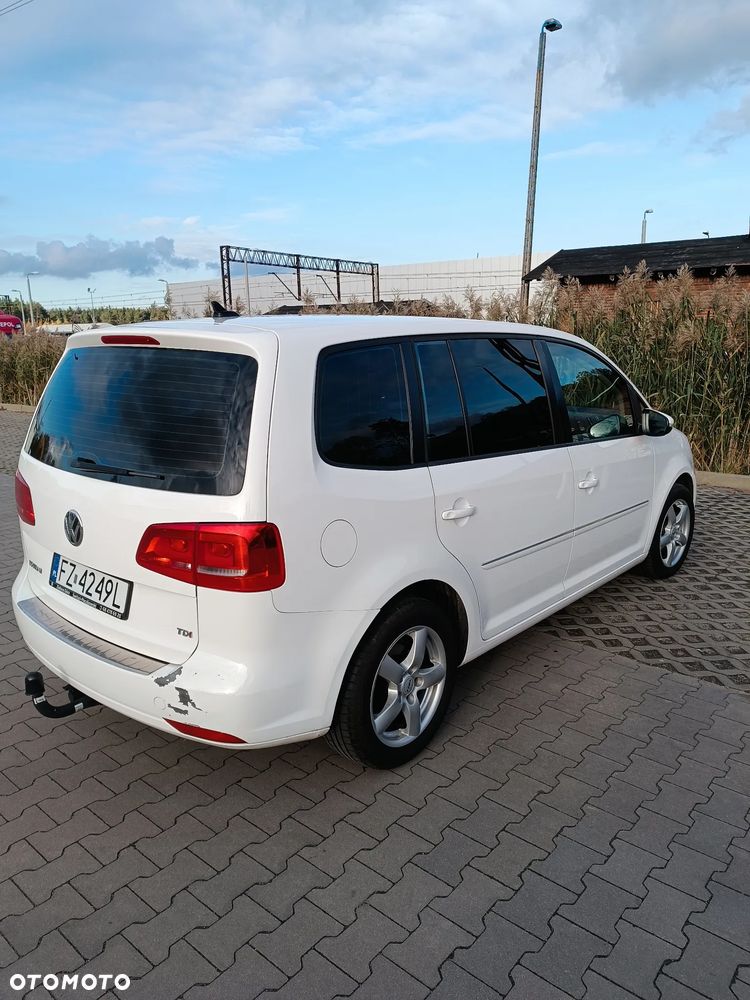 Volkswagen Touran - 7