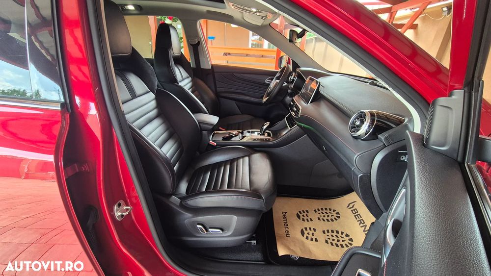 MG EHS Luxury - 13