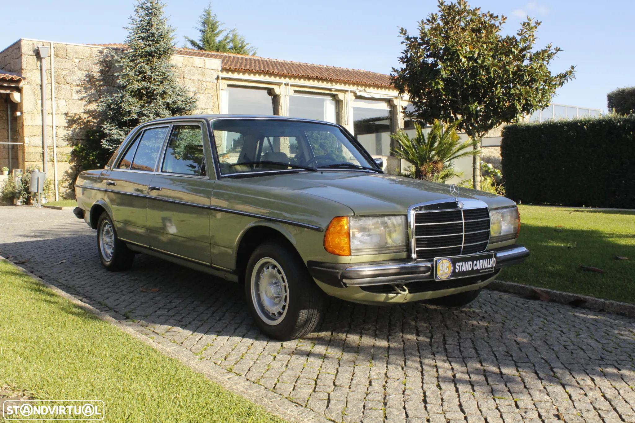 Mercedes-Benz 300 D - 7