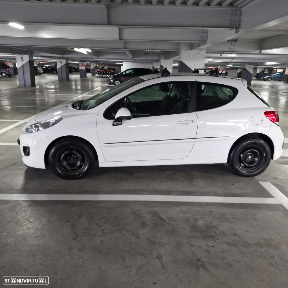 Peugeot 207 - 7