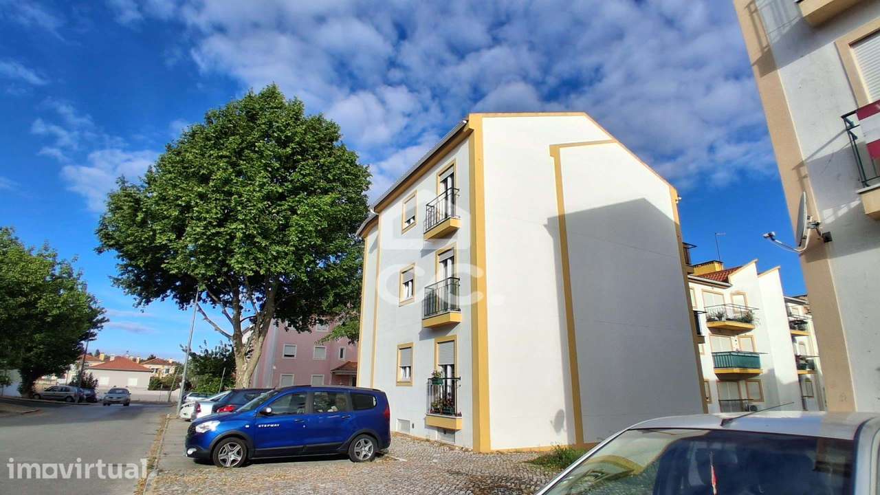Apartamento T3 Moderno em Azeitão - Grande imagem: 2/25