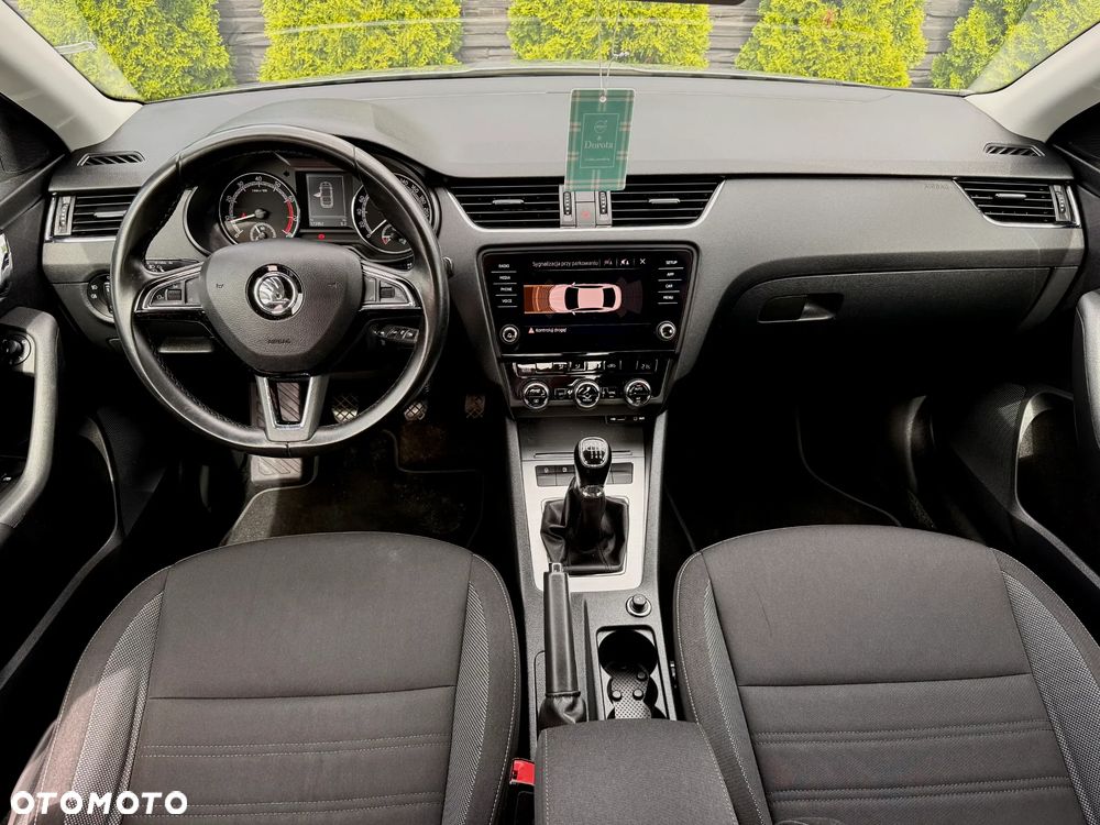 Skoda Octavia 1.4 TSI Ambition - 11