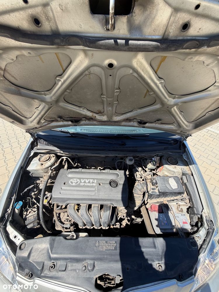 Toyota Corolla 1.4 VVT-i Luna - 27