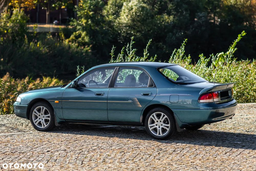 Mazda 626 2.0 GLE - 18