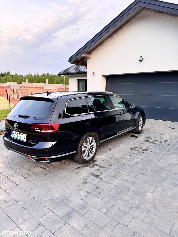 Volkswagen Passat 2.0 TDI 4Mot Elegance DSG - 5