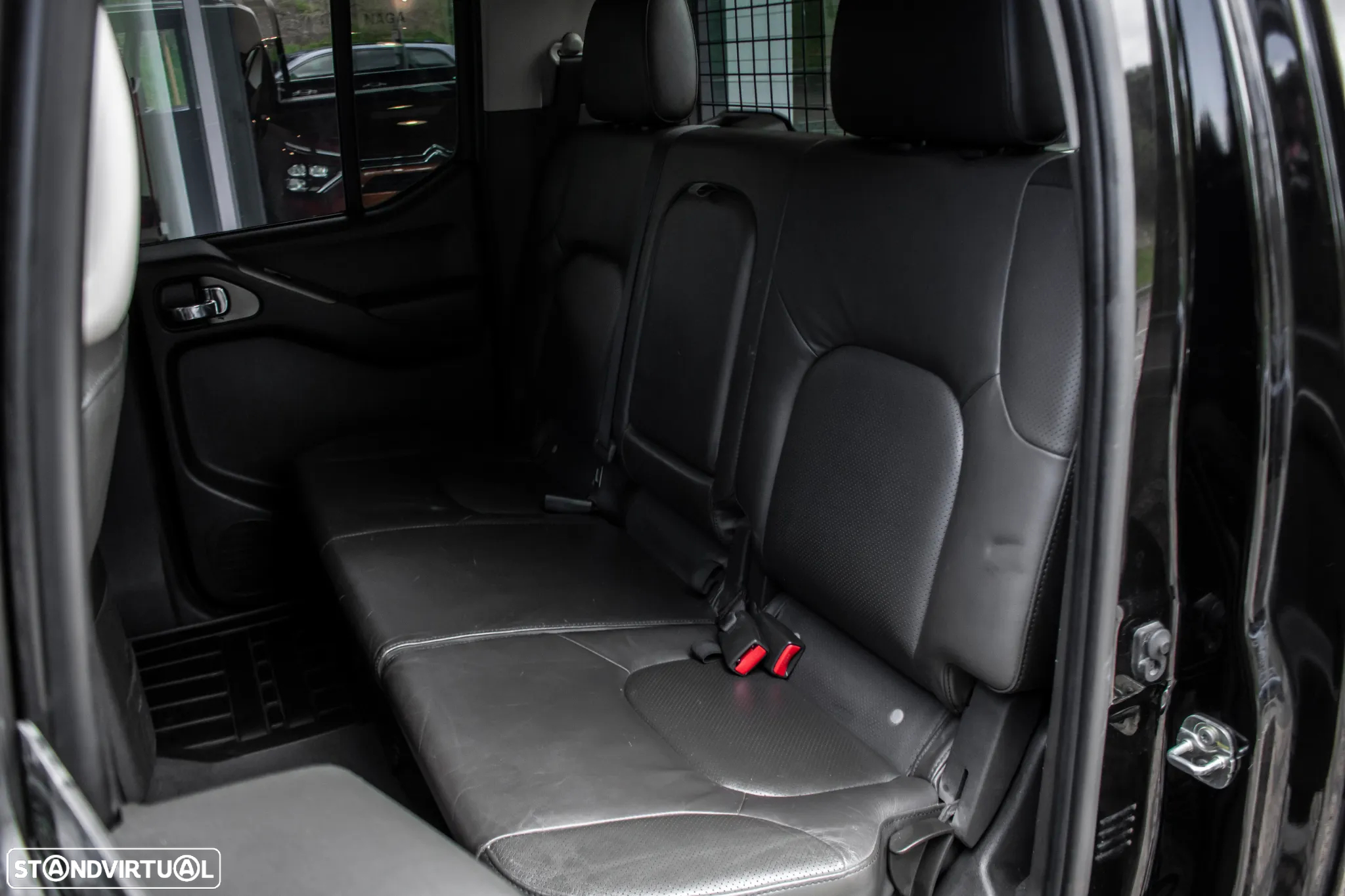 Nissan Navara 2.5 dCi CD SE AT 4WD - 23