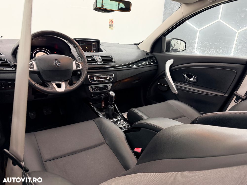 Renault Megane ENERGY dCi 130 Start & Stop Bose Edition - 19