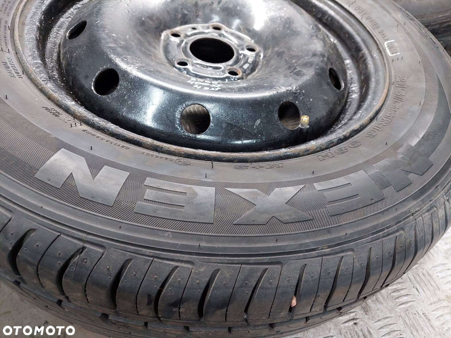 KOŁO OPONA + FELGA KOMPLET 215/65R16 5X108 FI 60,1 - 8