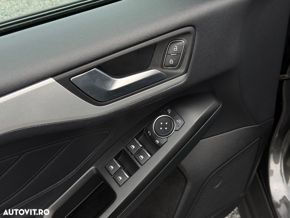 Ford Focus 1.0 EcoBoost Start-Stopp-System TITANIUM - 17