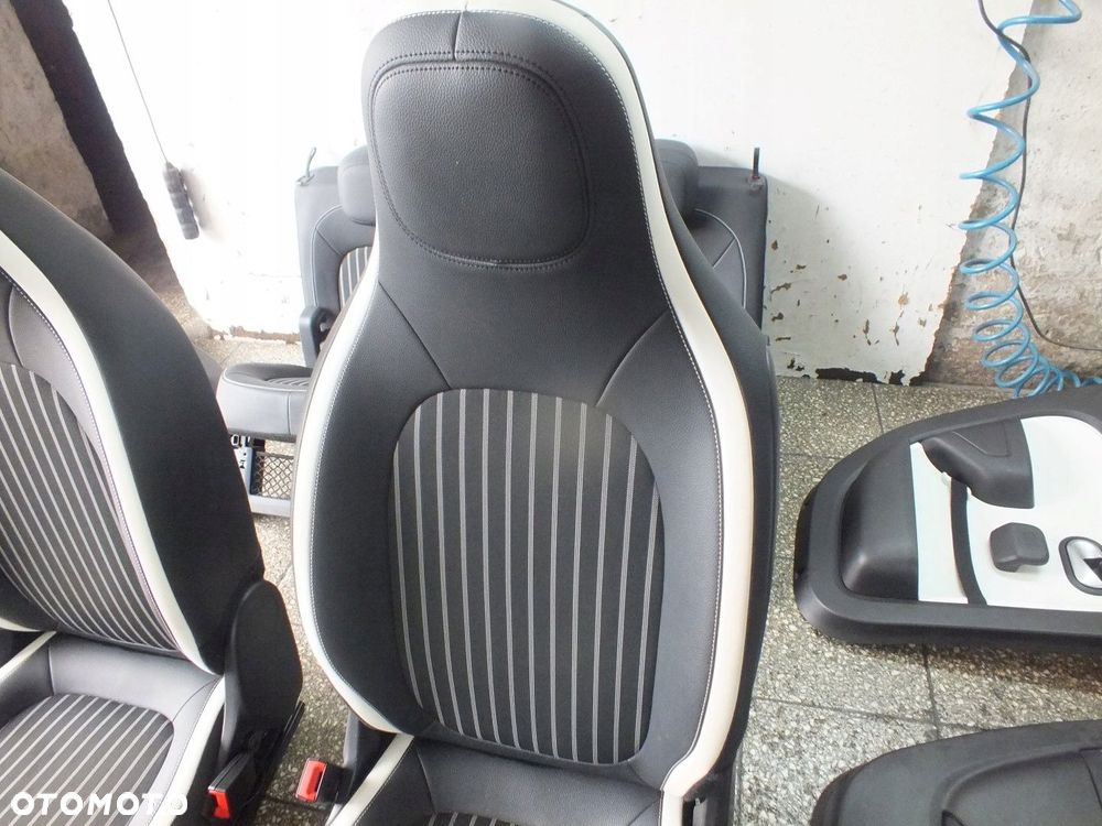 Fotele Kanapa Boczki Półskóra Renault Twingo III E-TECH - 7