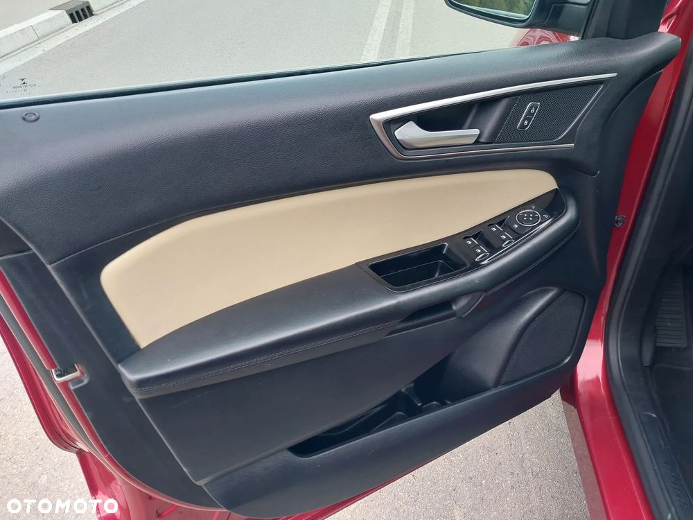 Ford Edge - 17