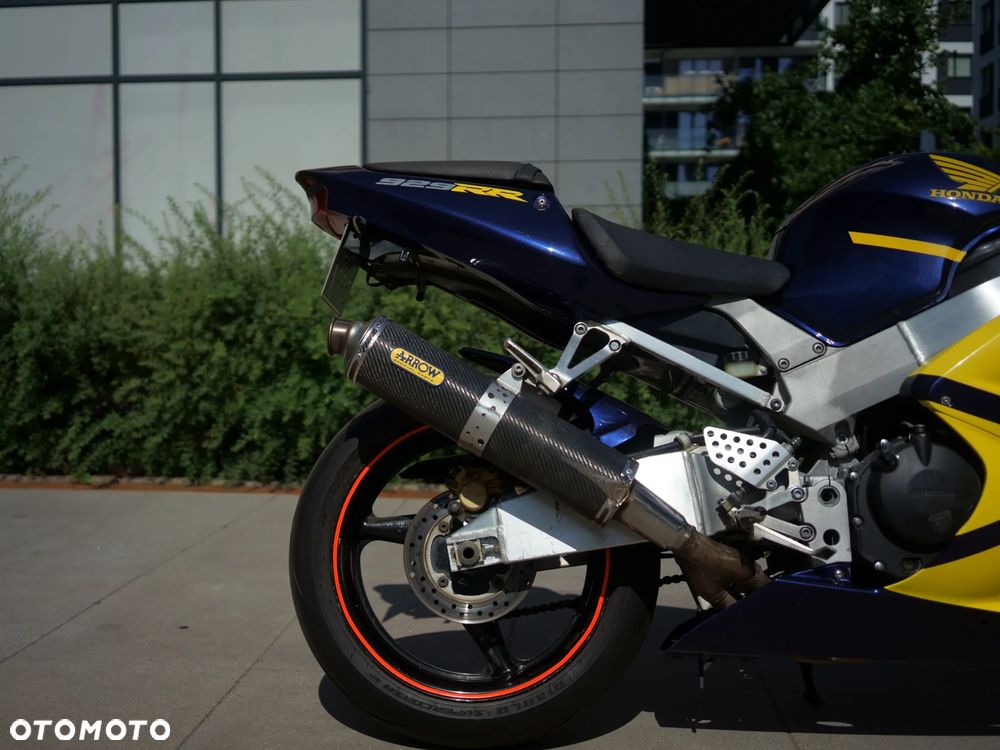 Honda CBR - 6