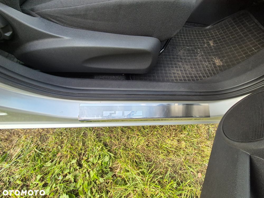 Opel Corsa - 19