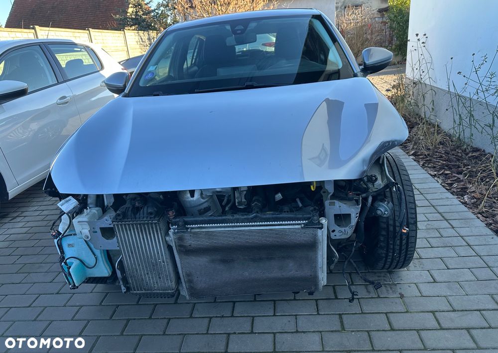 Peugeot 208 PureTech 100 Active Pack - 3