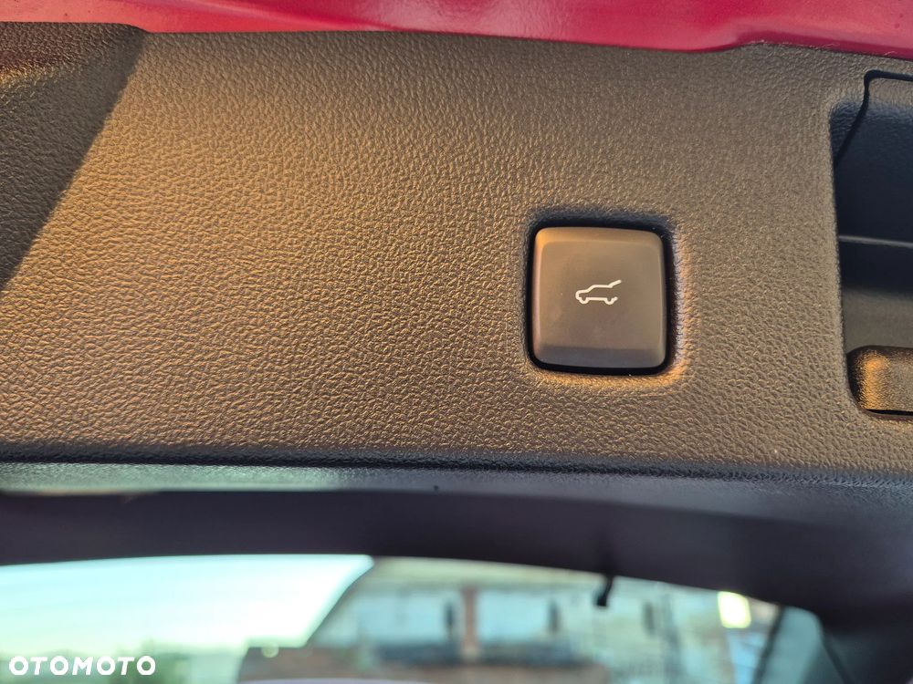 Ford Kuga - 17