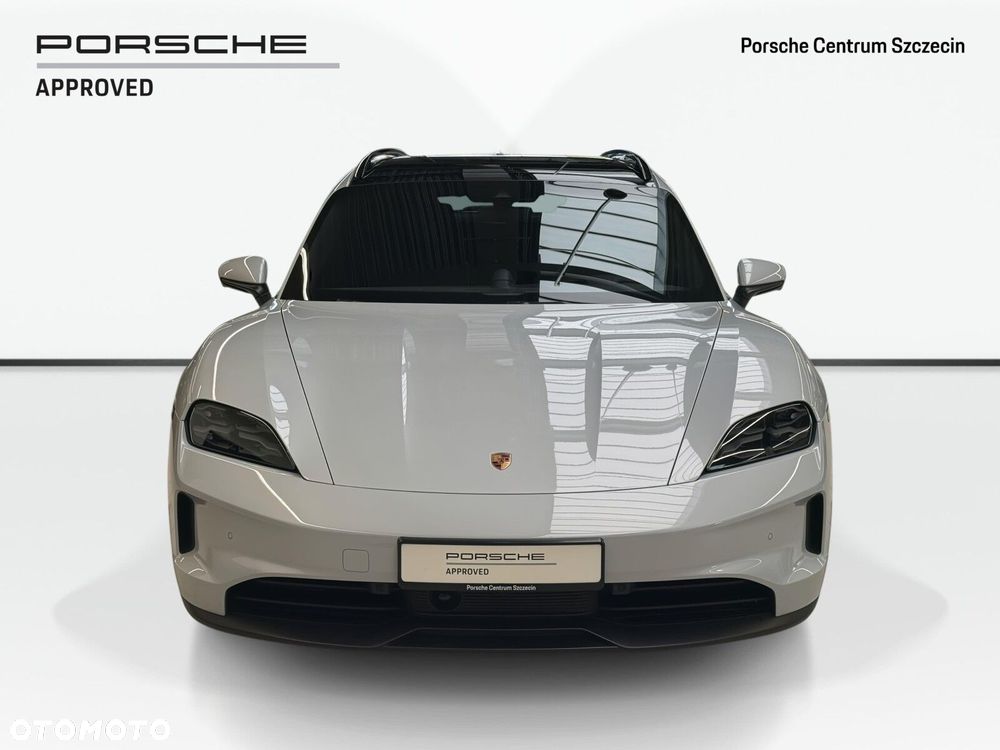 Porsche Taycan - 9