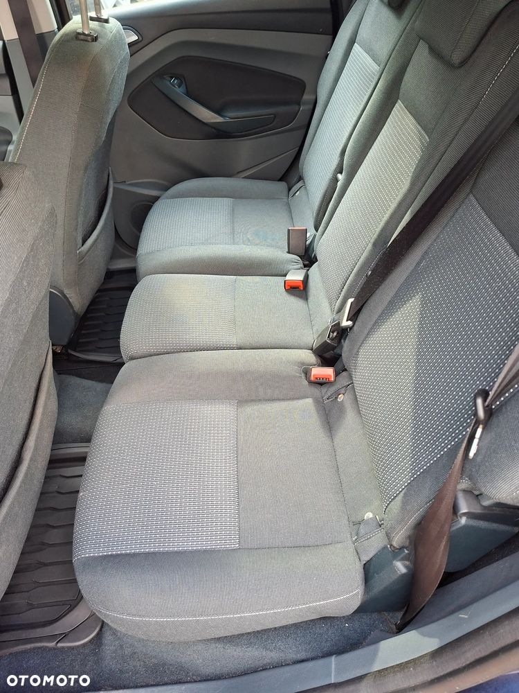 Ford C-MAX - 14