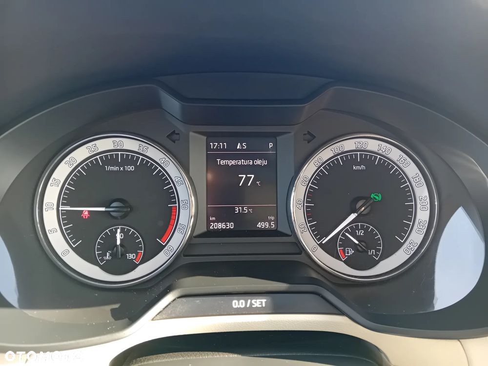 Skoda Octavia 2.0 TDI Style DSG - 9