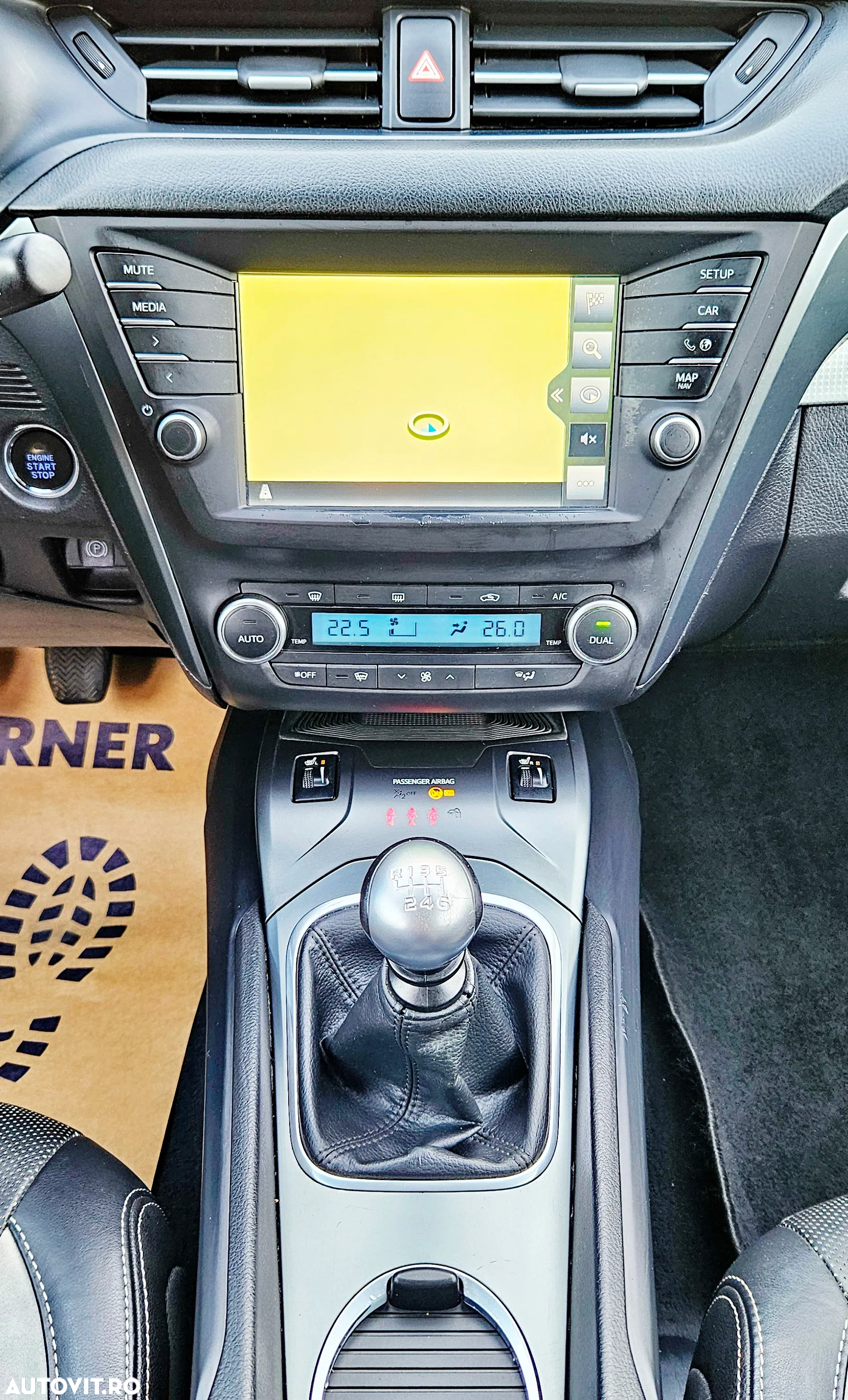 Toyota Avensis 1.6 D-4D Executive - 16