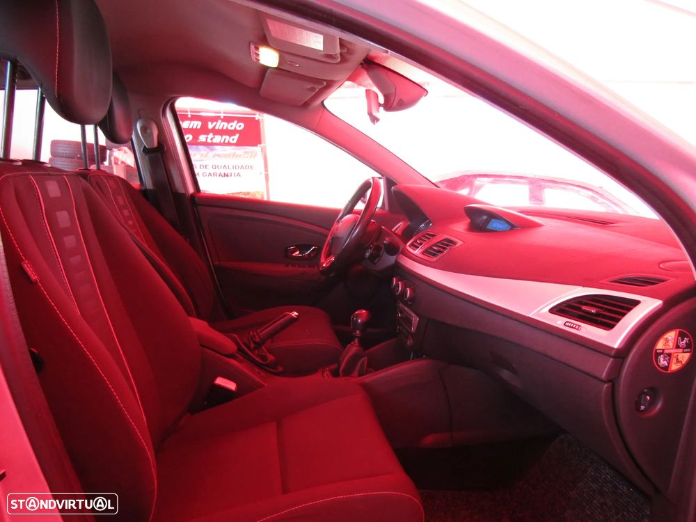 Renault Mégane 1.5 dCi Confort SS - 5