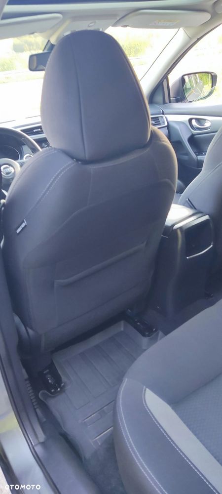 Nissan Qashqai 1.3 DIG-T N-Connecta - 22