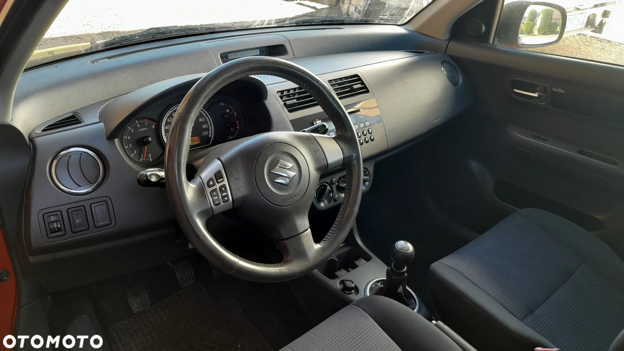 Suzuki Swift 1.3 4x4 Comfort - 5