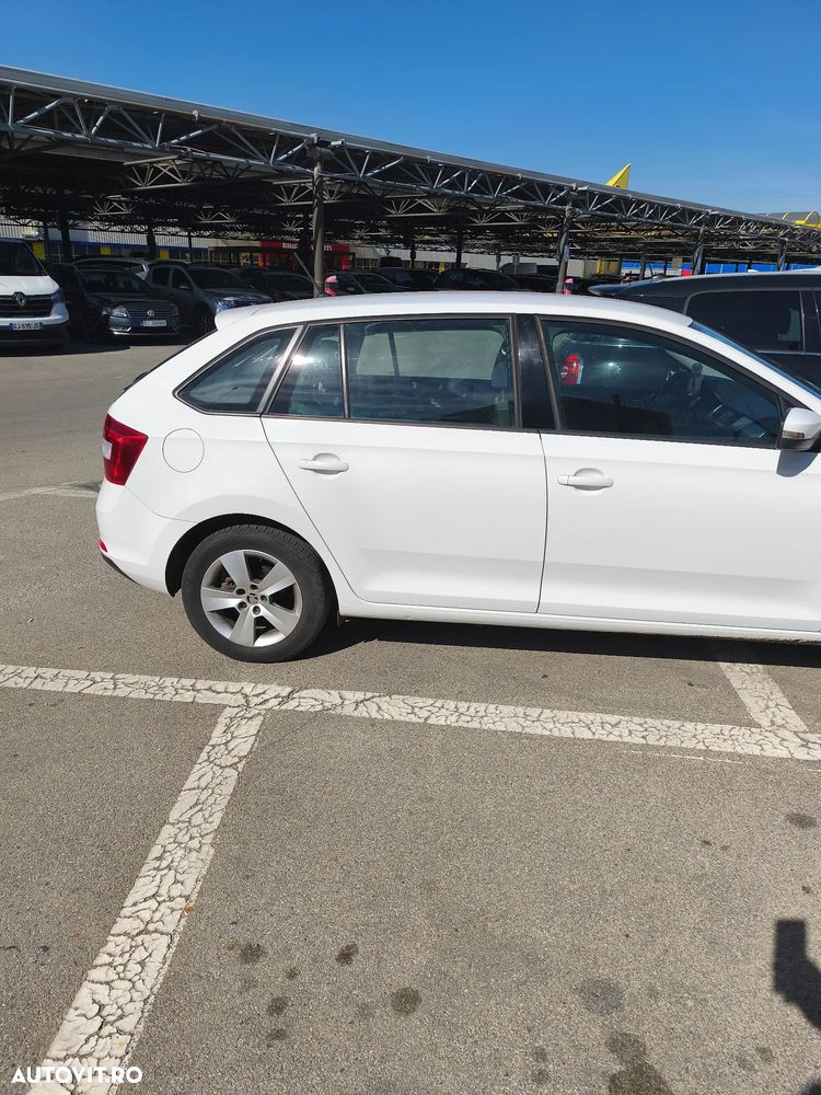 Skoda RAPID 1.2 TSI Style - 16