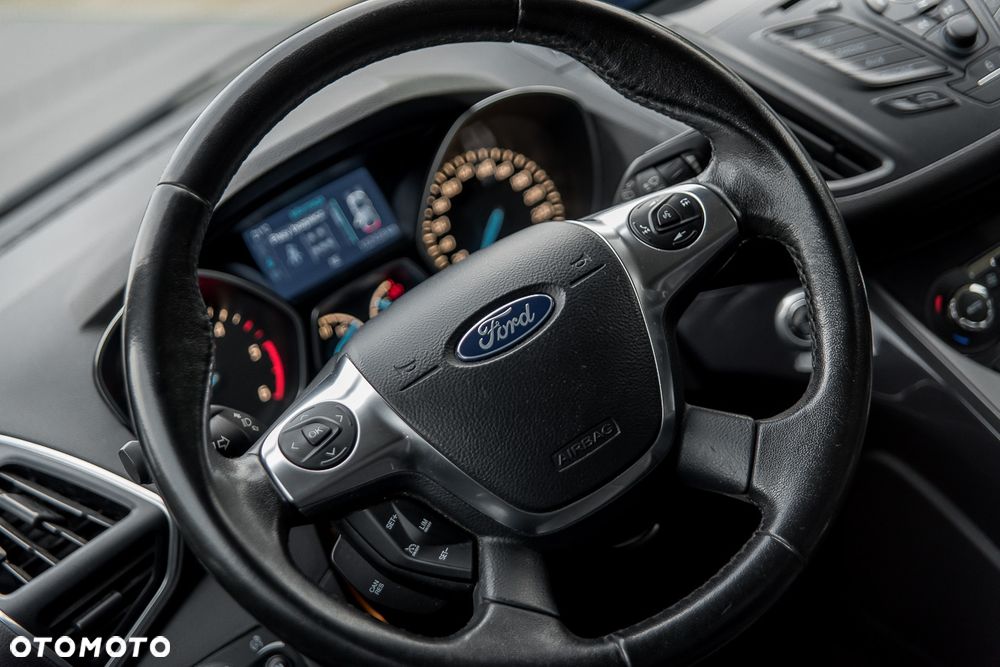 Ford Kuga 2.0 TDCi FWD Titanium - 19