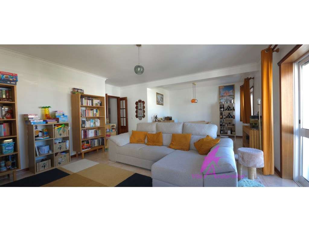 Apartamento T3 com Vista Mar, Garagem e Sótão - Vila Praia de Âncora - Grande imagem: 5/26