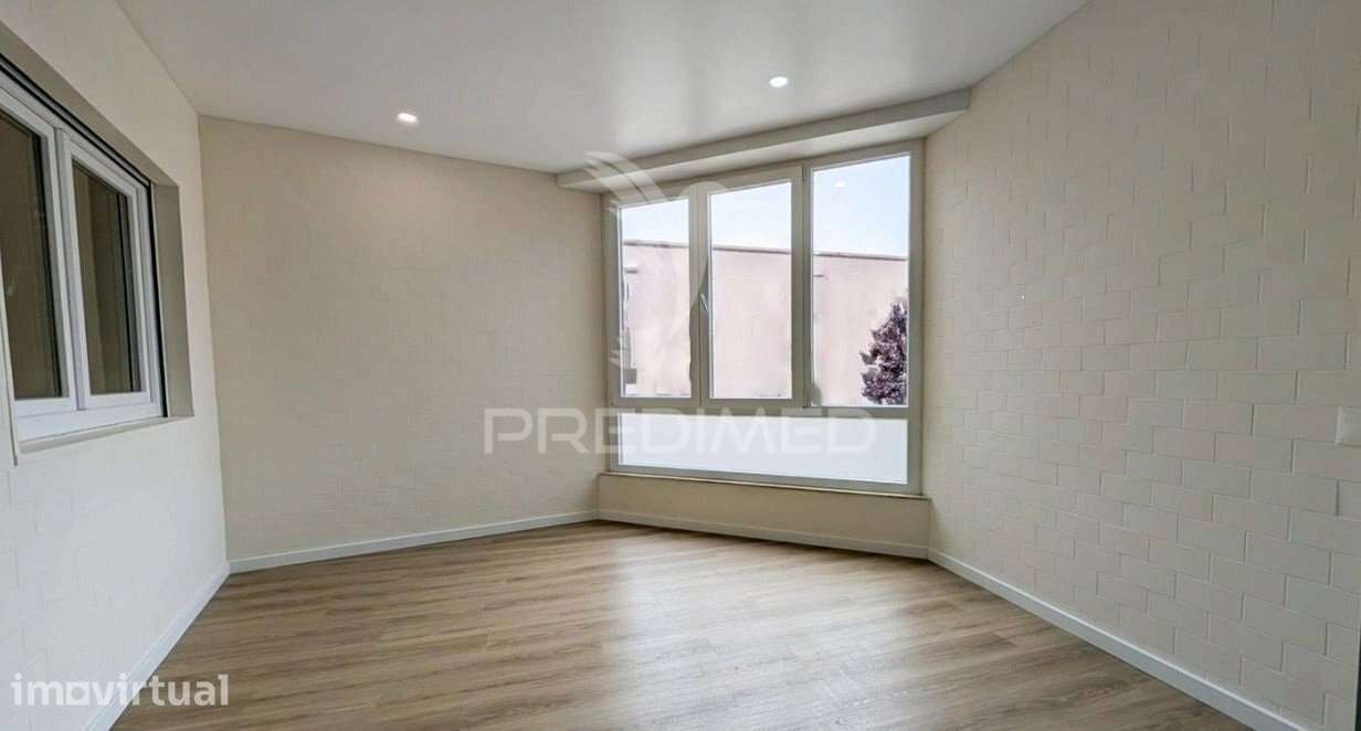 Apartamento T1+1 Remodelado e Equipado – Caxinas, Vila do Conde - Grande imagem: 5/7