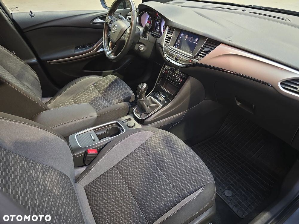 Opel Astra 1.2 T GS Line S&S - 26