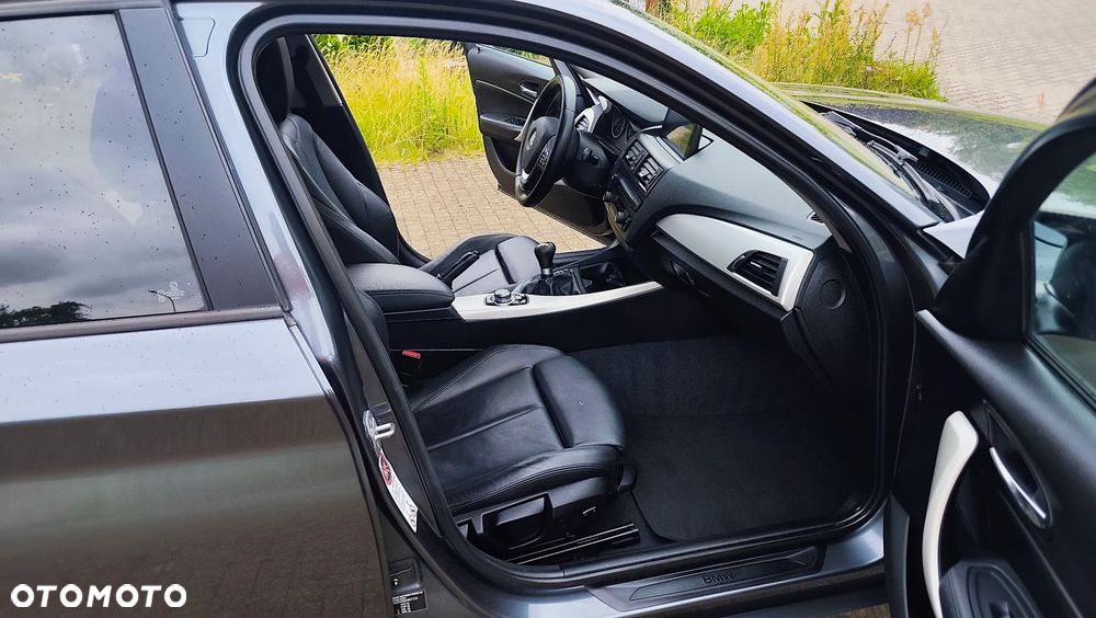 BMW Seria 1 120d Sport Line - 34