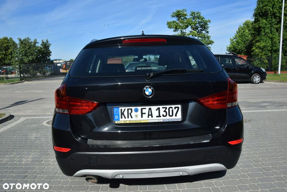 BMW X1 xDrive18d - 15