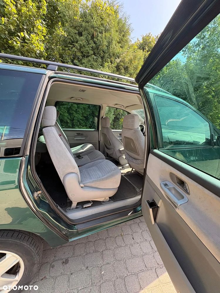 Volkswagen Sharan 1.8T Basis - 7